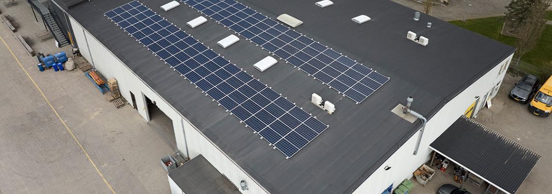 solceller på lagerbygning